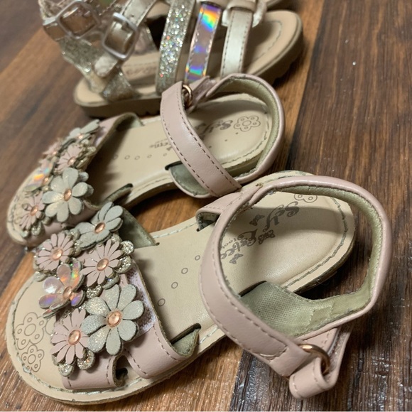 Self Esteem Toddler Girl Sandals Size 5 - 2 Paires Pink And Gold - Picture 3 of 8